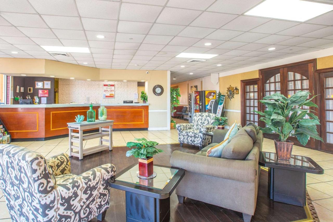 Econo Lodge Choice Hotels I 95 Savannah Gateway 24 Hour Fitness Center On Site Guest Laundry On Site Perkins Restaurant 조지타운 외부 사진