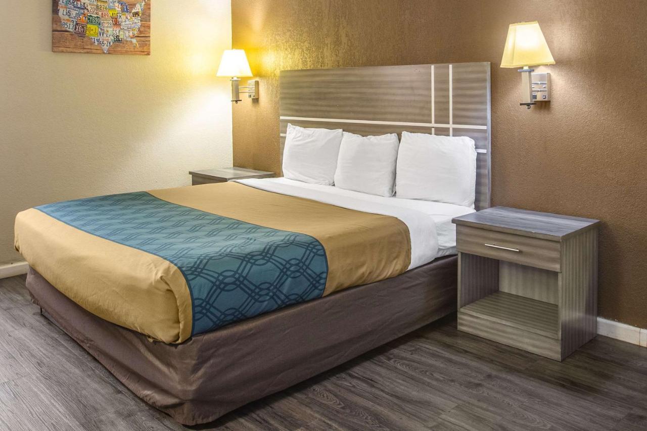Econo Lodge Choice Hotels I 95 Savannah Gateway 24 Hour Fitness Center On Site Guest Laundry On Site Perkins Restaurant 조지타운 외부 사진