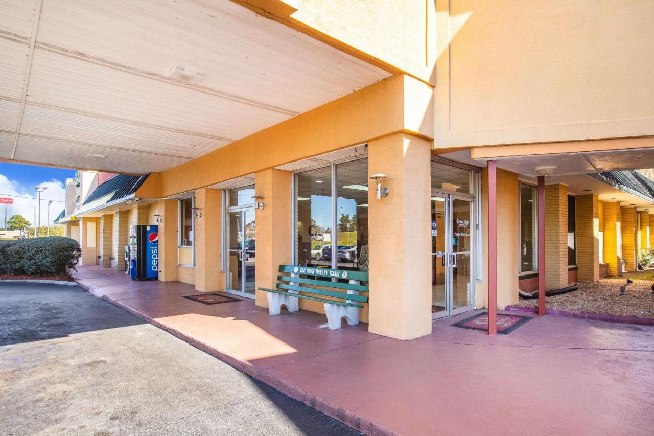 Econo Lodge Choice Hotels I 95 Savannah Gateway 24 Hour Fitness Center On Site Guest Laundry On Site Perkins Restaurant 조지타운 외부 사진