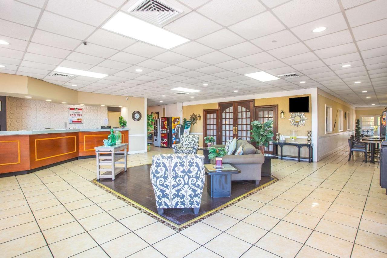 Econo Lodge Choice Hotels I 95 Savannah Gateway 24 Hour Fitness Center On Site Guest Laundry On Site Perkins Restaurant 조지타운 외부 사진