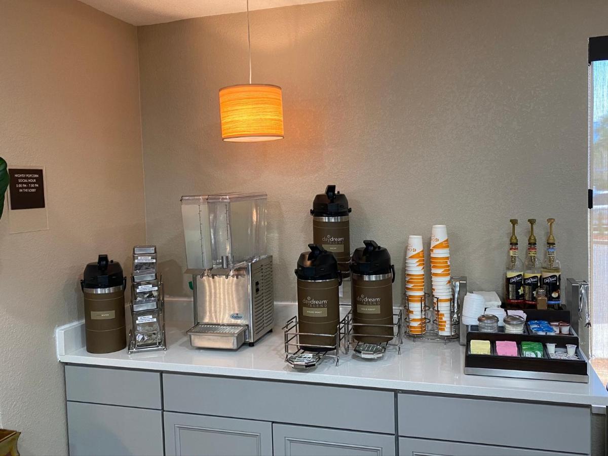 Econo Lodge Choice Hotels I 95 Savannah Gateway 24 Hour Fitness Center On Site Guest Laundry On Site Perkins Restaurant 조지타운 외부 사진