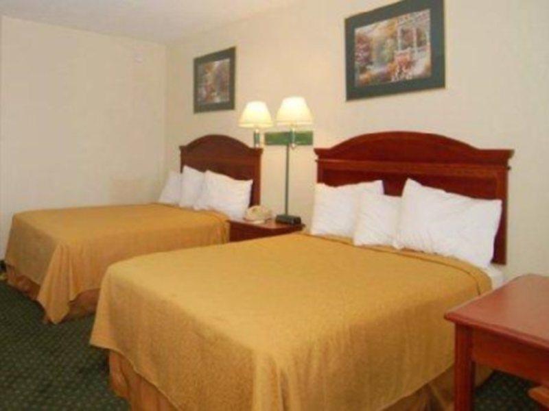 Econo Lodge Choice Hotels I 95 Savannah Gateway 24 Hour Fitness Center On Site Guest Laundry On Site Perkins Restaurant 조지타운 객실 사진